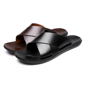 Versione coreana estiva ciabatte da <span class=keywords><strong>uomo</strong></span> in vera pelle <span class=keywords><strong>scarpe</strong></span> da spiaggia alla moda da esterno <span class=keywords><strong>con</strong></span> Design antiscivolo morbido e fresco - Product Image 1