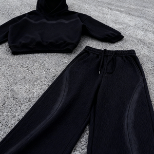 Set Tuta Sportiva Personalizzata con Felpa con Zip e Pantaloni in Cotone, Poliestere e Neoprene Effetto Acid Wash per Uomo - Product Image 2