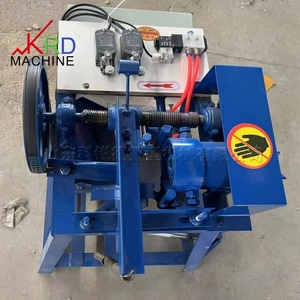 Vente directe usine : Machine automatique de filetage de tiges en bois rondes pour la fabrication de manches de balais, de balais à poils, de manches d'outils agricoles et de tiges décoratives en bois - Product Image 3