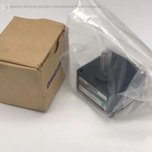 محرك Gfs4g100 قطعة واحدة جديد، شحن سريع، أصلي وجاهز للتسليم، وحدة تحكم منطقية قابلة للبرمجة مخصصة للأتمتة الصناعية - Product Image 1