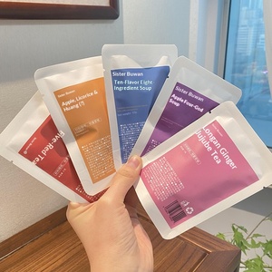 Sachet d'emballage stand-up imprimé en gravure pour thé aux fruits et fleurs Buwan Sister, idéal pour le thé au longane, au gingembre et aux jujubes - Product Image 1