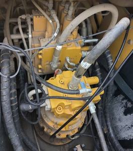 Excavatrice sur chenilles Hyundai d'occasion, 80% neuve, 215VS, faible nombre d'heures, moteur Cummins d'origine chinoise, 21 tonnes, godet de 0,92 m, boîte de vitesses, moteur - Product Image 5