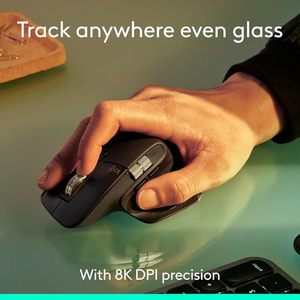 <span class=keywords><strong>Souris</strong></span> sans fil rechargeable <span class=keywords><strong>Logitech</strong></span> <span class=keywords><strong>MX</strong></span> <span class=keywords><strong>Master</strong></span> 3S, 8000 DPI réglables, rétroéclairage RVB, 7 boutons programmables, Darkfield, ergonomique - Product Image 1