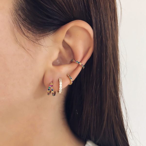 Pendientes de Aro con Doble Capa de Diamantes de Color y Baño de Oro de 18k ROXI - Product Image 3