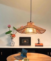 Luminaire suspendu vintage en rotin de saule doré, design moderne, forme allongée, style zen
