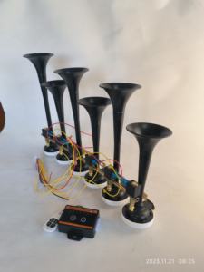 Tromba camion sei tubi e venti note - Product Image 4