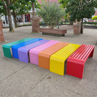 Banc de jardin carré moderne, durable, écologique, résistant à l'eau, en fer, pour l'extérieur, multicolore, en bois et acier, pour entrée de parc