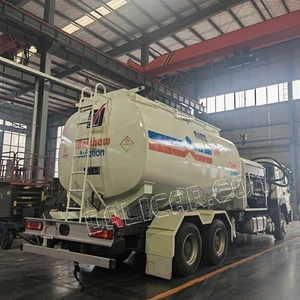 Camion de ravitaillement mobile pour carburant d'aviation 6x4 de 20 000 litres à <span class=keywords><strong>prix</strong></span> d'usine à vendre - Product Image 5