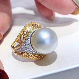 แหวนมุกคุณภาพสูง เวนชิ ขนาด 13-14 มม. ไมโครเฟลอว์ เงินแท้ S925 คอลเลคชั่นมุกออสเตรเลียสีขาว ประดับอย่างประณีต เปรียบเทียบได้ - Product Image 1