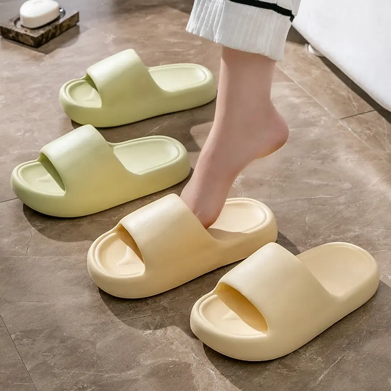 Zapatillas de casa para mujer, zapatillas de verano personalizadas para mujer y hombre, sandalias antideslizantes suaves para interiores