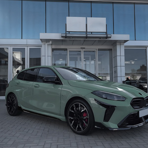 ชุดแต่งสเกิร์ตข้าง BMW ซีรีส์ 1 F70 M Sport ปี 2025+ ลายคาร์บอนไฟเบอร์ สีดำเงา วัสดุ ABS - Product Image 1