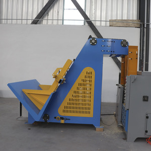 Machine d'alimentation automatique pour rainureuse de palettes, chargeur automatique de planches de bois à haute efficacité 1800 pièces/h pour le rainurage des traverses de palettes en bois - Product Image 2