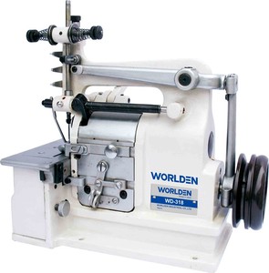 Máquina de Coser Industrial Japonesa de Segunda Mano, Modelo 318, con Función de Remallado - Product Image 1