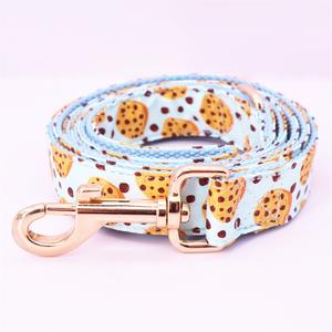 <span class=keywords><strong>Collar</strong></span> acolchado para perros y gatos con pajarita estampada personalizada y hebilla de metal Accesorios para mascotas grandes y pequeños - Product Image 2