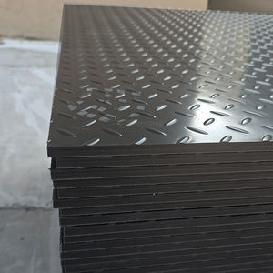 Systèmes <span class=keywords><strong>de</strong></span> tapis <span class=keywords><strong>de</strong></span> protection du sol <span class=keywords><strong>en</strong></span> HDPE résistants à l'usure pour pelouses et terrains, 4x8 pieds, pour équipements lourds - Product Image 2