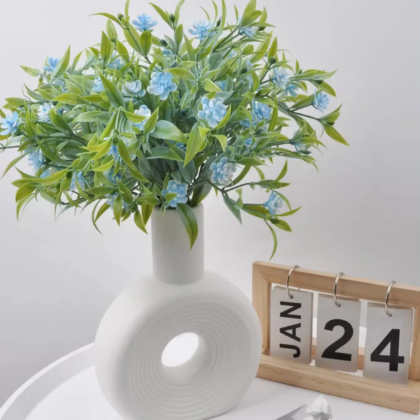 Artificial velvet tricolor water grass bouquet, outdoor wedding bouquet, plastic plant interior decoration