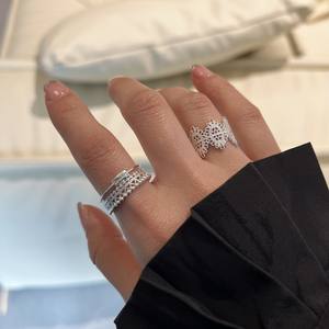 Anillo de Plata de Ley S925 con Encaje Francés Hueco, Estilo Medieval Exquisito, Versión Ancha de Hada, Brazalete Personalizado de Moda - Product Image 3