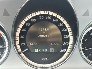 ชุดแต่งกันชนหน้า Mercedes-Benz C-Class W204 รุ่น Turbo ด้านซ้าย R16 เบาะหนัง ปี 2010 เครื่องยนต์ 1.8T เกียร์อัตโนมัติ - Product Image 6