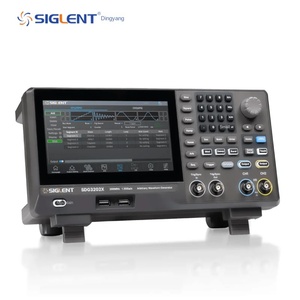 Générateur de fonctions/formes d'onde arbitraires Siglent, double 1,2 GSa/s, résolution verticale 16 bits, fréquence de sortie maximale 200 MHz, 10 V - Product Image 4