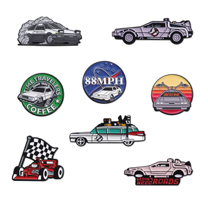Más Vendidos al por Mayor: Pines de Solapa, Broches y Emblemas de Metal Esmaltado con Temática de Películas, TV, Dibujos Animados, Coches, F1 y Regreso al Futuro para Colección de Fans, Gorras y Bolsos - Product Image 3