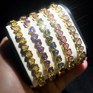 Bracelet de tennis unisexe vintage SongYi avec cœur coloré serti de zircone cubique, design extensible micro-incrusté - Product Image 6