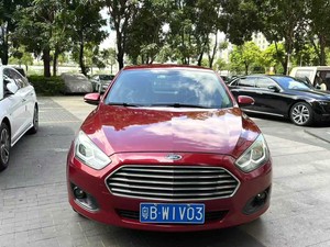 Ford Escort Usado 2015 1.5L Automático Edición Fashion Sedán LHD 5 Plazas 113HP 142Nm Auto Económico - Product Image 1