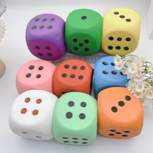 Nouveau jeu de dés colorés à coins arrondis en PU super doux, grand outil pédagogique, jouets de société, jouets de divertissement, jouets à presser - Product Image 1