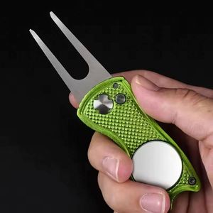 Herramienta para Reparar Divots con Marcador de Pelota de Golf Extraíble - Product Image 5