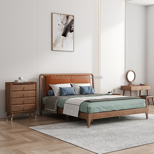 Ensembles de meubles de chambre d'hôtel 3 étoiles en bois massif, lit rembourré, table de chevet, bureau d'étude, table basse, mobilier complet pour chambre d'hôtes - Product Image 1