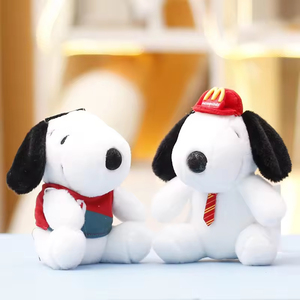 <span class=keywords><strong>Porte</strong></span>-clés brodé <span class=keywords><strong>Snoopy</strong></span> en peluche douce et mignonne de haute qualité, en forme 3D, pour soulager le stress, avec pendentif en jersey de sport - Product Image 2