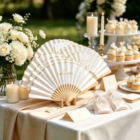 Éventail pliant en bois avec logo personnalisé, élégant, en satin polyester, pour mariage, souvenir pour invités, cadeau pour fête de mariage en extérieur