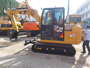 Mini excavatrice Caterpillar 305.5E utilisée par Offre Spéciale 305.5E2 prix bon marché comportant le roulement de pompe à engrenages de boîte de vitesse de moteur de noyau - Product Image 2