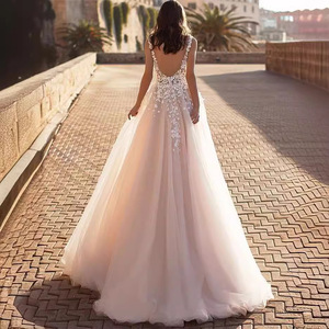 Elegant Deep V Neck <b>Lace</b> Long Dress Loose Waist Vacation Style <b>White</b> Cotton Splicing Casual Dress - Product Image 4