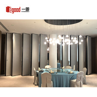 Cloison coulissante en aluminium Cloison pliable en bois pour hôtel Panneau acoustique pliable pour mur