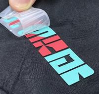 Fabricant d'autocollants de transfert thermique en silicone 3D avec logo personnalisé, lettres, transfert thermique en caoutchouc pour t-shirts, sweats à capuche, vêtements