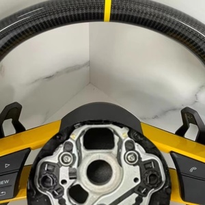 Volante de cuero de fibra de carbono para <span class=keywords><strong>Audi</strong></span> R8 Tt Mk2 Mk3 B8 RS TTS Ttrs <span class=keywords><strong>Rs3</strong></span> Rs6 RS4 RS5 RS7 A3 D3 A4 A5 A6 C6 A7 A8 Q3 Q5 Q7 - Product Image 2