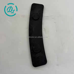 แถบกันสึกสำหรับดรอว์บาร์ EexcavaStart รุ่น 302-6338 สำหรับรถเกรดเดอร์ 120M 12M 140M 160M ผลิตจากพลาสติกทนทาน ลดแรงเสียดทาน ติดตั้งง่าย รับประกัน 1 ปี - Product Image 2