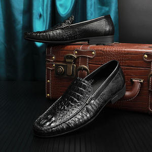 รองเท้าลำลองผู้ชายสไตล์ใหม่ รองเท้าหนังใส่สบาย ดีไซน์ทันสมัยสำหรับกิจกรรมกลางแจ้ง รองเท้าหนังผู้ชายแบบทางการและแบบอ็อกซ์ฟอร์ด - Product Image 5