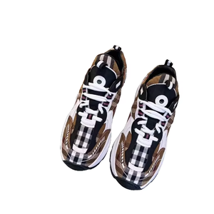 Zapatos Deportivos de Suela Gruesa para Hombre, Modernos y Versátiles, Diseño Inspirado, Nuevos Zapatos Blancos Transpirables Estilo Papá para Invierno - Product Image 1