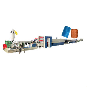 Équipement de ligne de production d'extrusion de ficelle de raphia de <span class=keywords><strong>film</strong></span> fendu fibrillé de pp avec accumulateur et <span class=keywords><strong>Twister</strong></span> - Product Image 1