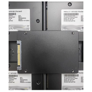 MZILS3T8HMLH-000C3  3,84 To  Meilleure vente    SAS 12 Gb/s 2,5 pouces  PM1633a  MZ-ILS3T8N <span class=keywords><strong>SSD</strong></span> <span class=keywords><strong>512</strong></span> B/S - Product Image 3