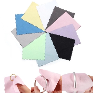 Chiffon de nettoyage en suède argenté et doré avec logo personnalisé pour le polissage des bijoux, la confection de vêtements et de bracelets, avec plusieurs options de couleurs - Product Image 2