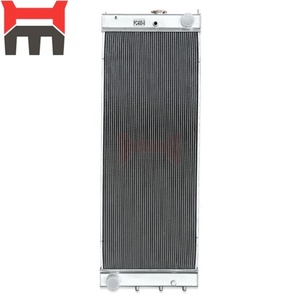 Pièces d'excavateur PC400-8, réservoir d'eau du radiateur 208-03-75110 - Product Image 1