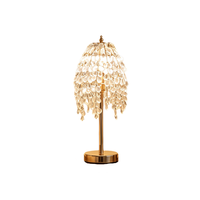 Lampe de table de luxe en cristal K9 ambre avec pampilles, cadre en métal doré haut de gamme, lampe de bureau LED décorative pour chambre, salon, villa