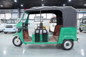 Tricycles électriques de style <span class=keywords><strong>Tuk</strong></span> <span class=keywords><strong>Tuk</strong></span> à vente chaude en usine, avec siège passager semi-fermé pour les trajets courts - Product Image 3