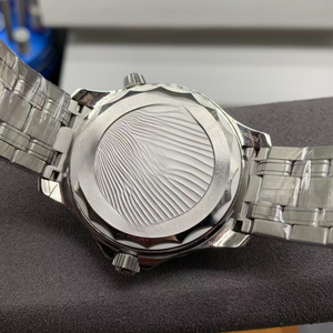 Montre de haute qualité, design original, style business décontracté pour homme, montre en acier inoxydable pour homme, étanche, multifonctionnelle Omegaes - Product Image 6