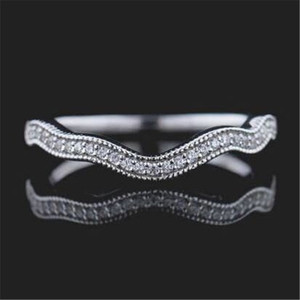 Anello a Doppio Strato con Cristalli Incastonati per Donne, Elegante Accessorio Moda Impilabile per Uso Quotidiano e Feste - Product Image 4