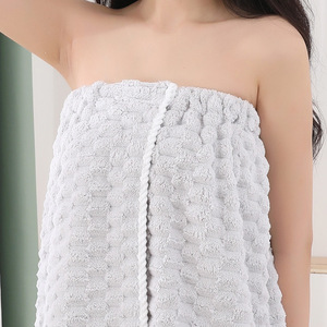 Robe de bain sans bretelles Chu Hui, extra large, séchage rapide, absorbante, en tissu corail pour femmes - Product Image 3