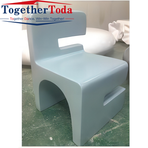 Tabouret en résine moderne, créatif, durable, imperméable et écologique pour la décoration de hôtels, parcs, centres commerciaux et pelouses - Product Image 4
