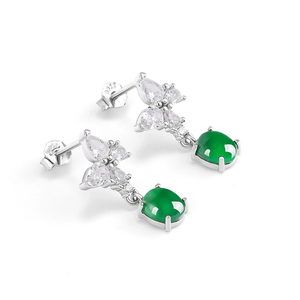Boucles d'oreilles en jadeite véritable de qualité A, vert jade, avec motif papillon, jade de qualité glace, incrustation en argent S925, boucles d'oreilles haut de gamme pour femmes - Product Image 1